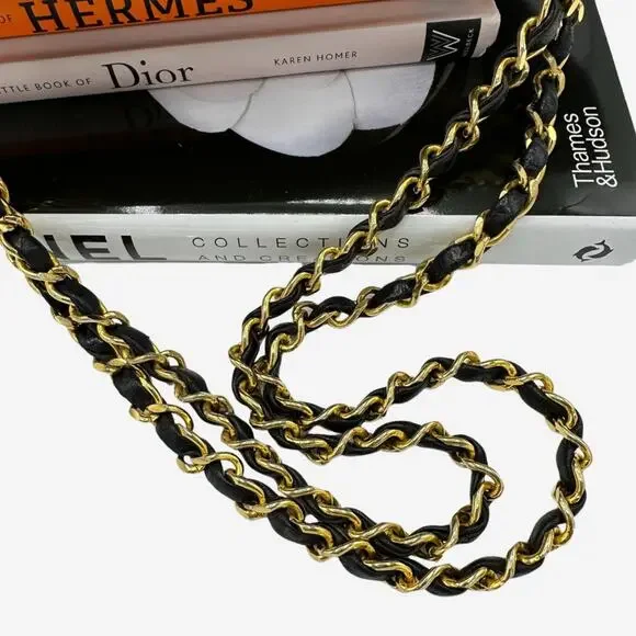 Vintage Authentic Chanel Lambskin medium Classic Double flap with 24k gold - Picture 13 of 16